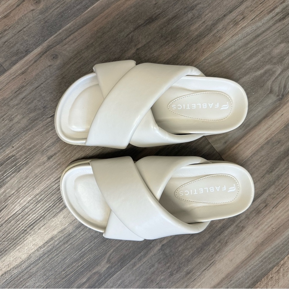 Fabletics Lifestyle Slip On Sandals